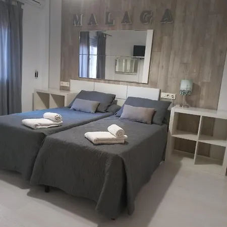 E&r Centro- Parking Gratis * Málaga